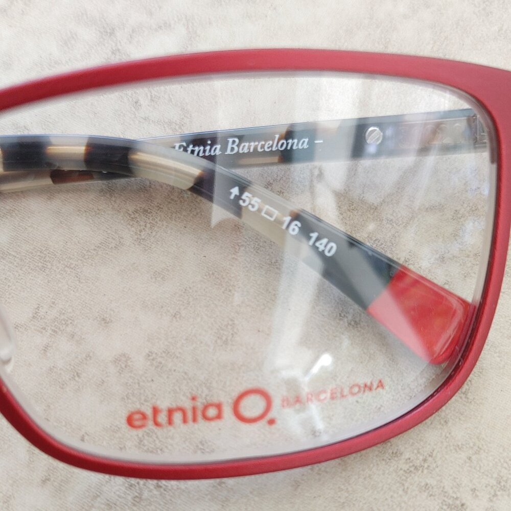 Etnia Barcelona Hamburg frames NWOT - Picture 3 of 4